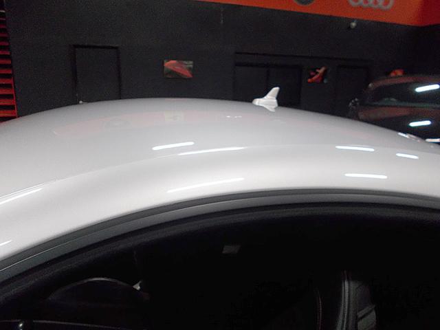 TTクーペ 2.0TFSI Sラインパッケージ ディーラー整備車両 整備記録簿 2.0ターボ ハーフレザーシート HDDナビ 社外地デジフルセグテレビ バックカメラ CD録音 DVD再生 レーダー探知機 ETC パドルシフト(18枚目)