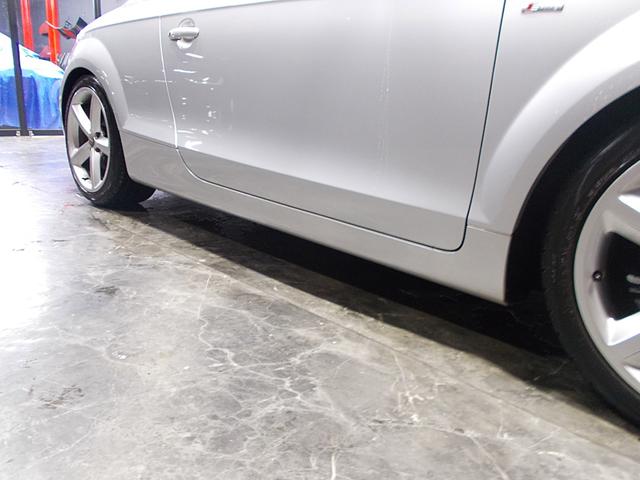 TTクーペ 2.0TFSI Sラインパッケージ ディーラー整備車両 整備記録簿 2.0ターボ ハーフレザーシート HDDナビ 社外地デジフルセグテレビ バックカメラ CD録音 DVD再生 レーダー探知機 ETC パドルシフト(23枚目)