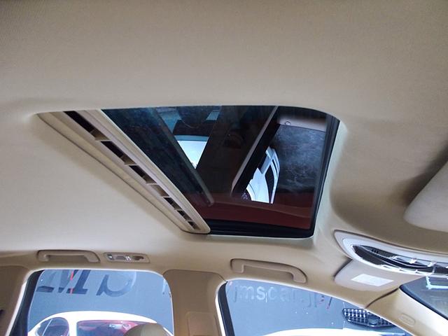 カイエン ベースグレード 正規ディーラー車 夏冬タイヤ合計8本 キセノンライト サンルーフ オフホワイト革内装 SDナビ地デジBカメラSカメラ CD録音DVD再生ブルートゥース レーダー探知機 ETC クルーズコントロール(18枚目)