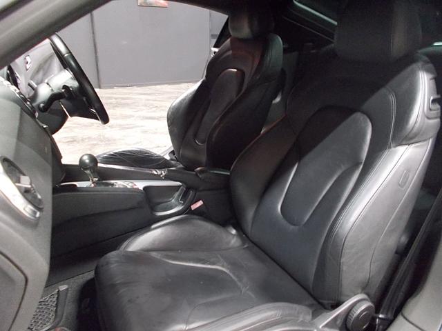 TTクーペ 2.0TFSI 正規ディーラー車 2.0ターボ ブラックレザーシート キセノンヘッドライト HDDナビ バックカメラ CD録音 DVD再生 ドライブレコーダー ETC パドルシフトマニュアルモード付(14枚目)