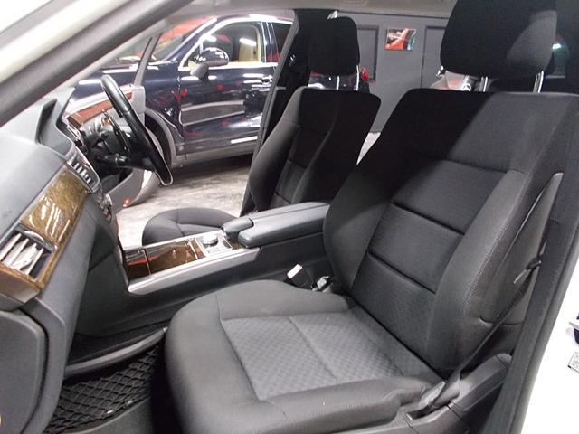 Eクラスステーションワゴン E250CGIブルーエフィシェンシーワゴン ディーラー整備車両 整備記録簿 キセノンヘッドライト 純正18インチアルミ 純正HDDナビ地デジBカメラ CD録音DVD再生ブルートゥースUSB ドラレコ ETC スペアキー クルーズコントロール(14枚目)