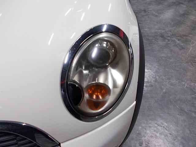 ＭＩＮＩ クーパーＳ　クラブマン　ディーラー整備車両　整備記録簿　ターボエンジン　キセノンヘッドライト　純正１６インチ　ＳＤナビ　地デジフルセグテレビ　バックカメラ　ＣＤ　ＤＶＤ再生　ブルートゥース　ＥＴＣ　スペアキー　パドルシフト（9枚目）