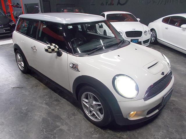 ＭＩＮＩ クーパーＳ　クラブマン　ディーラー整備車両　整備記録簿　ターボエンジン　キセノンヘッドライト　純正１６インチ　ＳＤナビ　地デジフルセグテレビ　バックカメラ　ＣＤ　ＤＶＤ再生　ブルートゥース　ＥＴＣ　スペアキー　パドルシフト（11枚目）