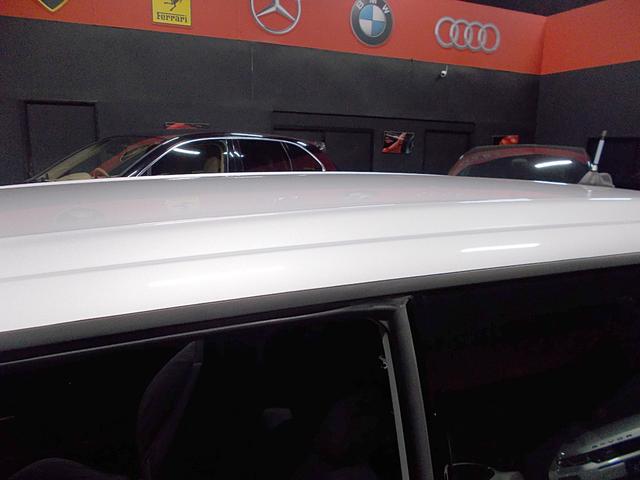 ＭＩＮＩ クーパーＳ　クラブマン　ディーラー整備車両　整備記録簿　ターボエンジン　キセノンヘッドライト　純正１６インチ　ＳＤナビ　地デジフルセグテレビ　バックカメラ　ＣＤ　ＤＶＤ再生　ブルートゥース　ＥＴＣ　スペアキー　パドルシフト（21枚目）