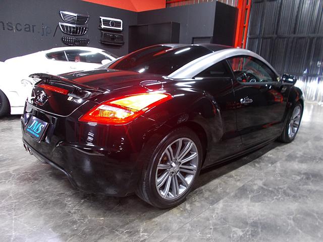 RCZ ベースグレード 2014年後期モデル ターボエンジン キセノンヘッドライト 純正18インチアルミ 黒革シート SDナビ地デジTV Bカメラ CD録音DVD再生ブルートゥース ドラレコ ETC クルーズコントロール(6枚目)