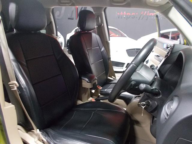 ジープ・パトリオット スポーツ 2012年2000CCモデル ディーラー整備車両 整備記録簿 クルーズコントロール 17インチ HDDナビ 地デジフルセグテレビ バックカメラ CD録音 DVD再生 ブルートゥース ETC クルコン(13枚目)