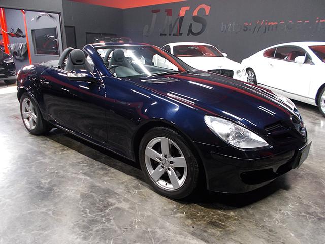 SLK SLK280 正規ディーラー車 V6 電動オープン 黒革シート SDナビ 地デジフルセグテレビ CD録音 DVD再生 ブルートゥース ETC クルーズコントロール ネックウオーマーヒーター(5枚目)
