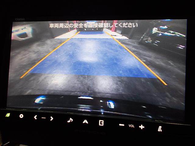 カイエン ２０１２年モデル　ディーラー整備車両　整備記録簿　８速ＡＴフルタイム４ＷＤ　純正１８インチ　革シート　ＳＤナビ　地デジフルセグテレビ　バックカメラ　ＣＤ録音　ＤＶＤ再生　ブルートゥース　ＵＳＢ　スペアキー　ＥＴＣ（21枚目）