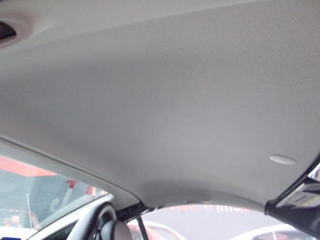 SLK SLK200コンプレッサー ディーラー整備車両 整備記録簿 電動オープン スーパーチャージャー 純正アルミ 黒革シート メーカー純正オプションナビ クルーズコントロール ネックウオーマーヒーター シートヒーター ETC(20枚目)