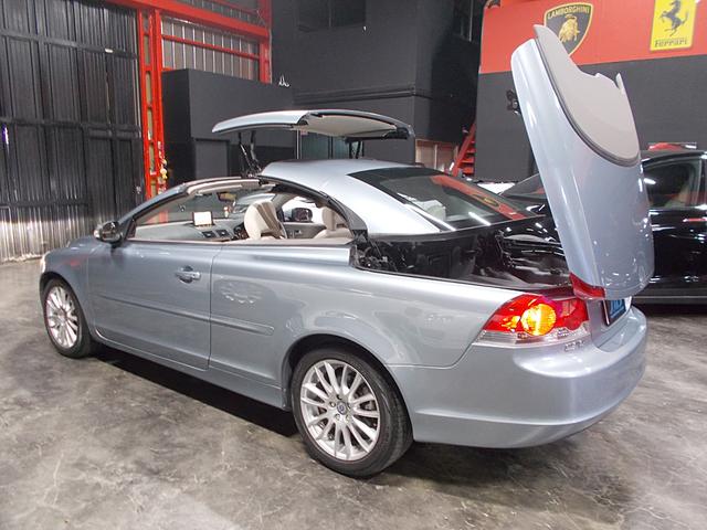 Ｃ７０ ベースグレード　ディーラー整備車両　整備記録簿　電動オープン　キセノンヘッドライト　１７インチ　革シート　ＨＤＤナビ　ＣＤ録音　ＤＶＤ再生　バックカメラ　３６０°ドライブレコーダー　ＥＴＣ　スペアキー（20枚目）