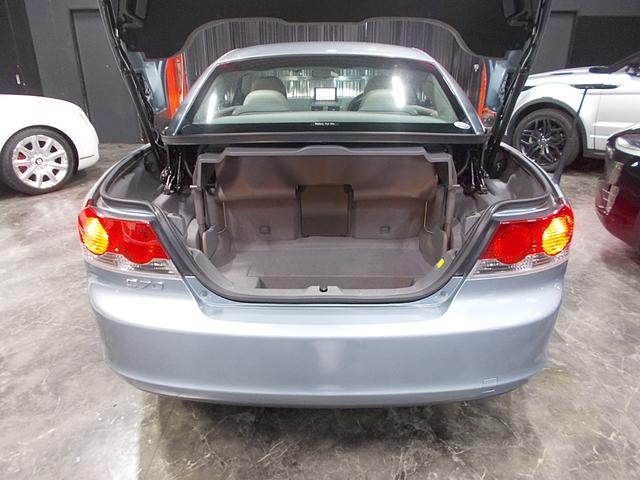 Ｃ７０ ベースグレード　ディーラー整備車両　整備記録簿　電動オープン　キセノンヘッドライト　１７インチ　革シート　ＨＤＤナビ　ＣＤ録音　ＤＶＤ再生　バックカメラ　３６０°ドライブレコーダー　ＥＴＣ　スペアキー（21枚目）