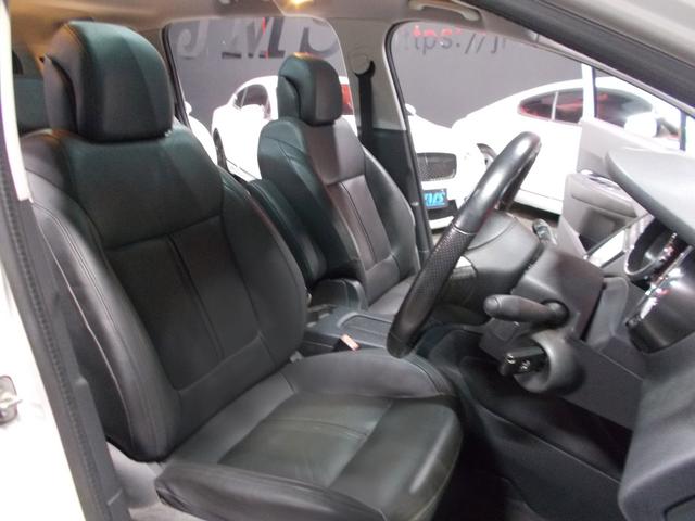 5008 シエロ 2015年モデル正規ディーラー車 レザーパッケージ パノラマガラスルーフ キセノンライト 純正17インチアルミ SDナビ 地デジフルセグ CD録音DVD再生ブルートゥース ETC クルーズコントロール(13枚目)