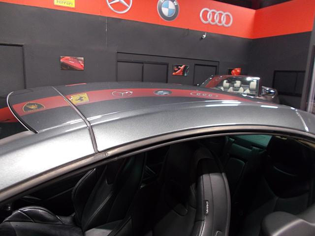 ルーフにも目立つダメージなくきれいです！