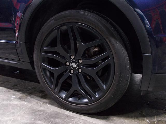 レンジローバーイヴォークコンバーチブル ＨＳＥダイナミック　ディーラー整備車両　記録簿　電動オープン　９速ＡＴターボ　コンビ革シート　アクティブクルコン　衝突軽減ブレーキ　レーンキープ　ブラインドスポット　マッサージシート　ナビ地デジＢカメラ　ブルートゥース（22枚目）