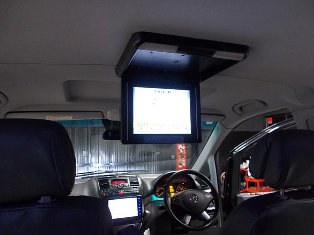 Vクラス V350 トレンド エアロバンパー AMGタイプ19インチアルミ 後席フリップダウンモニター SDナビ 地デジフルセグテレビ バックカメラ CD録音 DVD再生 ブルートゥース スペアキー ETC 両側電動スライドドア(17枚目)