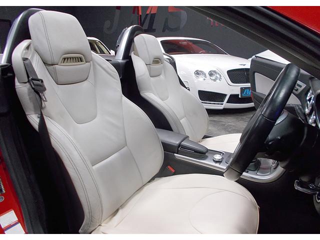 SLK SLK200ブルーエフィシェンシー スポーツ 2012年モデル正規ディーラー車 電動オープン 7速ATターボ キセノンヘッドライト 革シート 純正17インチ 純正HDDナビ 地デジフルセグテレビ CD録音 DVD再生 ブルートゥース キーレスゴー(13枚目)