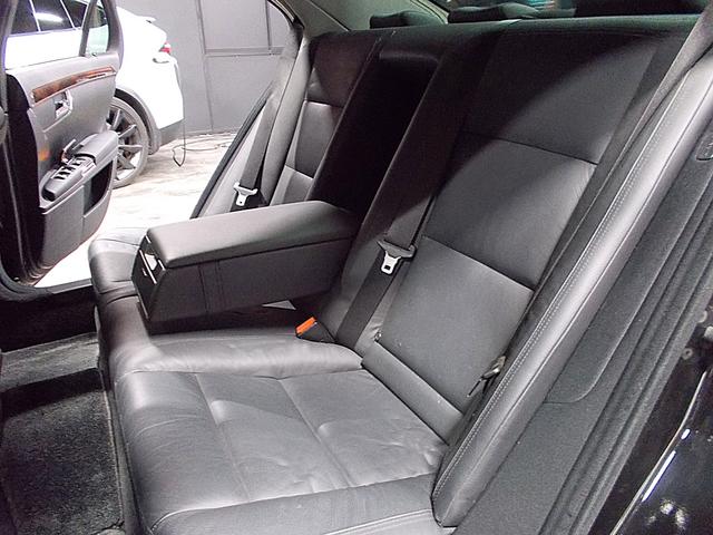 Sクラス S350 2010年後期モデル ディーラー整備車両 整備記録簿 ロリンザータイプエアロ&アルミ&マフラー 社外グリル ローダウン 黒革 ナビ地デジBカメラ CD録音 ETC クルーズコントロール(15枚目)