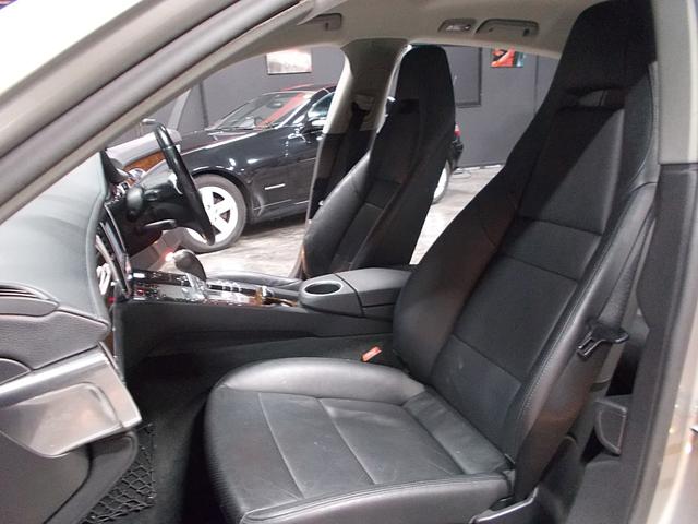 パナメーラ ４　２０１１年モデル正規ディーラー車　フルタイム４ＷＤ　キセノンヘッドライト　純正１８インチ　黒革シート　ＨＤＤナビ　地デジフルセグテレビ　バックカメラ　ＣＤ録音　ＤＶＤ再生　ブルートゥース　ドラレコ（15枚目）