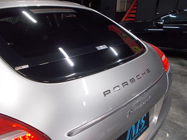 パナメーラ ４　２０１１年モデル正規ディーラー車　フルタイム４ＷＤ　キセノンヘッドライト　純正１８インチ　黒革シート　ＨＤＤナビ　地デジフルセグテレビ　バックカメラ　ＣＤ録音　ＤＶＤ再生　ブルートゥース　ドラレコ（26枚目）