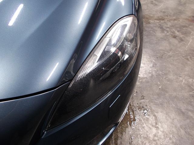 アイドリングストップ　ドアミラーウインカー　マニュアルモード付　ステアリングスイッチ　プッシュスタート　スマートキー　革シート　メモリー電動シート　シートヒーター