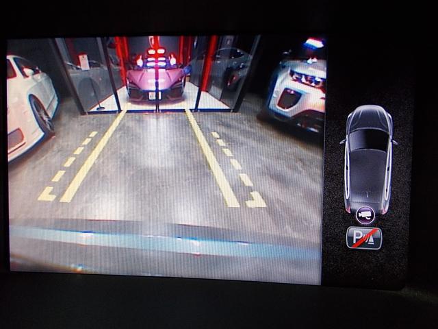 メーカー純正オプションＨＤＤナビ　地デジフルセグテレビ　バックカメラ　ＣＤ　ＤＶＤ再生　ブルートゥース　ＵＳＢ　ＥＴＣ　スペアキー