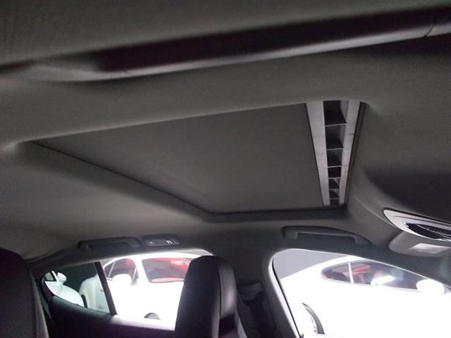 ガラスサンルーフ動作良好です！