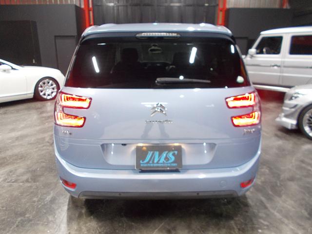 グランドC4 ピカソ エクスクルーシブ アルミ付8本 衝突軽減ブレーキ レーンキープ アダプティブクルーズコントロール 3列シート 純正SDナビ Bカメラ 360°カメラ ブルートゥース USB スペアキー ETC クルーズコントロール(7枚目)