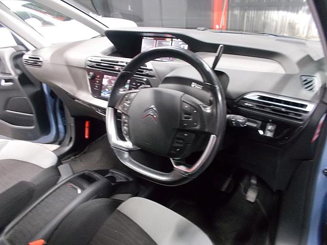 グランドC4 ピカソ エクスクルーシブ アルミ付8本 衝突軽減ブレーキ レーンキープ アダプティブクルーズコントロール 3列シート 純正SDナビ Bカメラ 360°カメラ ブルートゥース USB スペアキー ETC クルーズコントロール(12枚目)