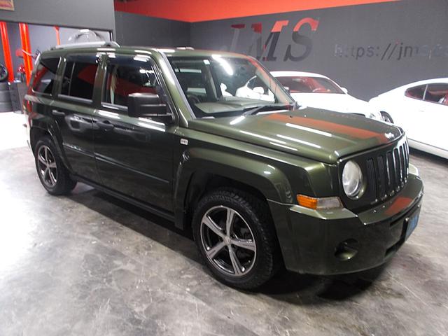 ジープ・パトリオット リミテッド　ディーラー整備車両　整備記録簿　フルタイム４ＷＤ　ガラスサンルーフ　ＲＯＺＥＳＴ１７インチ　コンビ革シート　ＨＤＤナビ　地デジフルセグ　デジタルインナーミラーＢカメラ　Ｓカメラ　クルーズコントロール（5枚目）