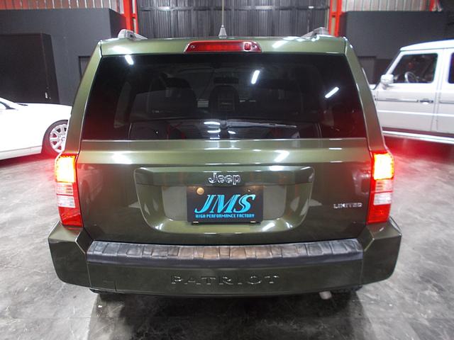 ジープ・パトリオット リミテッド　ディーラー整備車両　整備記録簿　フルタイム４ＷＤ　ガラスサンルーフ　ＲＯＺＥＳＴ１７インチ　コンビ革シート　ＨＤＤナビ　地デジフルセグ　デジタルインナーミラーＢカメラ　Ｓカメラ　クルーズコントロール（7枚目）