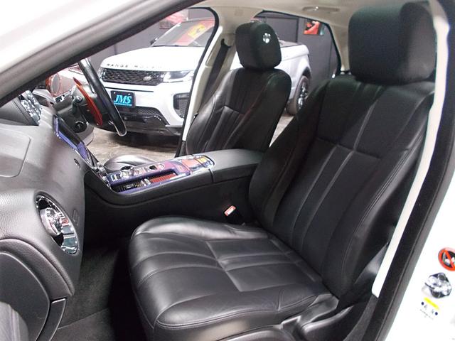 ＸＪ ＸＪ　ラグジュアリー　ディーラー整備車両　整備記録簿　ダブルガラスサンルーフ　純正１９インチ　純正ナビ地デジＢカメラ　ＣＤ録音ＤＶＤ再生ブルートゥースＵＳＢ　黒革シート　クルーズコントロール　ＥＴＣ（14枚目）