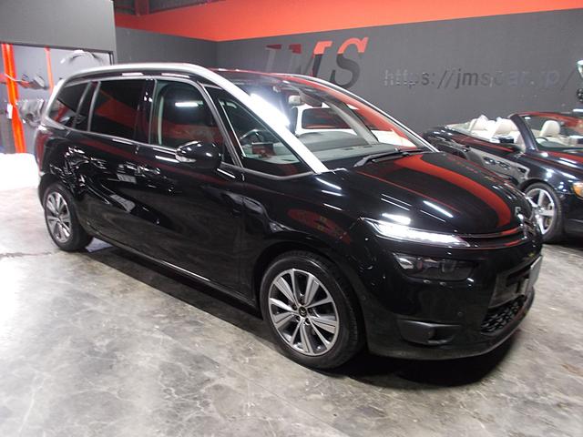 グランドC4 ピカソ エクスクルーシブ ディーラー整備車両 整備記録簿 衝突軽減ブレーキ レーンキープ ブラインドスポット アクティブクルコン 3列シート 純正ナビ 地デジフルセグテレビ 360°カメラ バック ブルートゥース USB(5枚目)