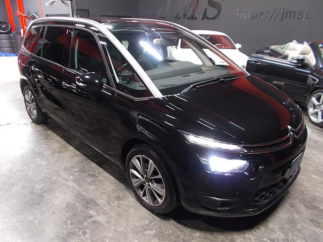 グランドC4 ピカソ エクスクルーシブ ディーラー整備車両 整備記録簿 衝突軽減ブレーキ レーンキープ ブラインドスポット アクティブクルコン 3列シート 純正ナビ 地デジフルセグテレビ 360°カメラ バック ブルートゥース USB(11枚目)