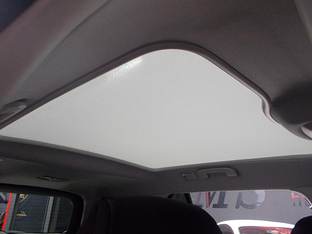 グランドC4 ピカソ エクスクルーシブ ディーラー整備車両 整備記録簿 衝突軽減ブレーキ レーンキープ ブラインドスポット アクティブクルコン 3列シート 純正ナビ 地デジフルセグテレビ 360°カメラ バック ブルートゥース USB(21枚目)