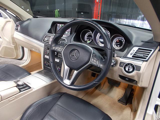 Eクラス E250カブリオレ ディーラー整備車両 整備記録簿 2014年モデル レーダーセーフティパッケージ 衝突軽減ブレーキシステム 電動オープン 革シート 18インチ ナビ地デジBカメラ 360°カメラ ブルートゥース USB(13枚目)