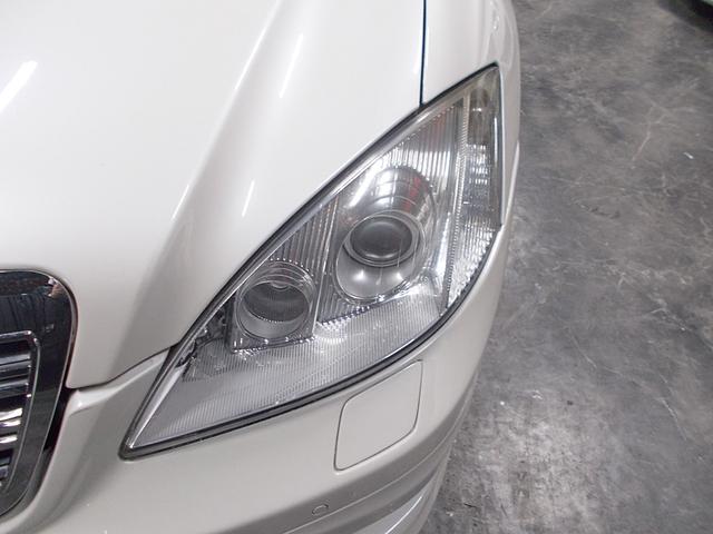 Ｓクラス Ｓ５００ロング　ロリンザーフルエアロ　ロリンザー２０インチアルミ　ロリンザールーフスポイラー＋トランクスポイラー　後期テール　サンルーフ　黒革　純正ナビ　バックカメラ　ＣＤ録音　ＤＶＤ再生　ブルートゥース　スペアキー（9枚目）