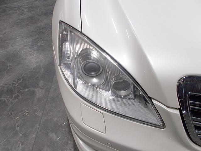 Ｓクラス Ｓ５００ロング　ロリンザーフルエアロ　ロリンザー２０インチアルミ　ロリンザールーフスポイラー＋トランクスポイラー　後期テール　サンルーフ　黒革　純正ナビ　バックカメラ　ＣＤ録音　ＤＶＤ再生　ブルートゥース　スペアキー（10枚目）