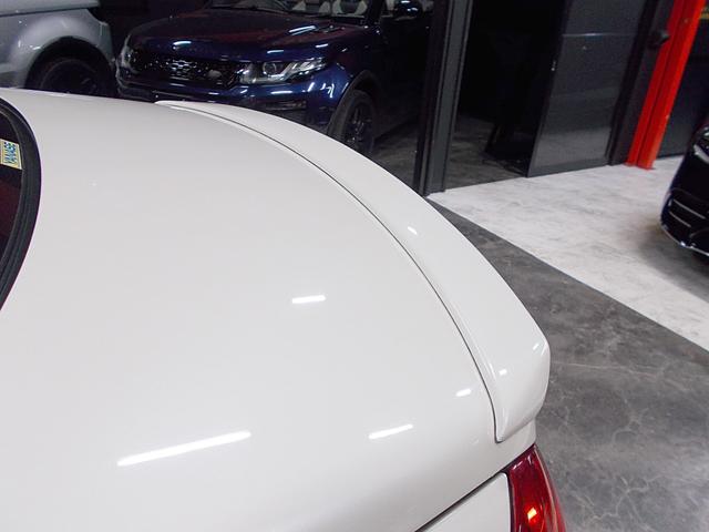 Ｓクラス Ｓ５００ロング　ロリンザーフルエアロ　ロリンザー２０インチアルミ　ロリンザールーフスポイラー＋トランクスポイラー　後期テール　サンルーフ　黒革　純正ナビ　バックカメラ　ＣＤ録音　ＤＶＤ再生　ブルートゥース　スペアキー（31枚目）