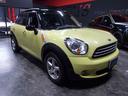 ＭＩＮＩ クーパー　クロスオーバー　ディーラー整備車両　整備記録簿　黒革シート　純正１６インチアルミ　ブリジストンタイヤ８分山　プッシュスタート　スマートキー　ドライブレコーダー　ＥＴＣ　スペアキー　革巻きステアリング　シートヒーター（5枚目）