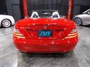 SLK SLK200ブルーエフィシェンシー スポーツ 2012年モデル正規ディーラー車 電動オープン 7速ATターボ キセノンヘッドライト 革シート 純正17インチ 純正HDDナビ 地デジフルセグテレビ CD録音 DVD再生 ブルートゥース キーレスゴー(7枚目)