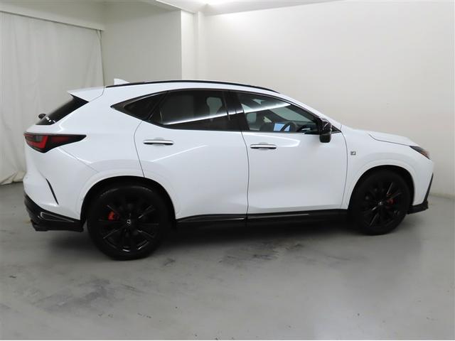 NX NX350h Fスポーツ 認定中古車CPO 20インチアルミホイール F SPORT専用オレンジブレーキキャリパー ルーフレール カラーヘッドアップディスプレイ 三眼フルLEDヘッドランプ アダプティブハイビームシステム 後席シートヒーター(4枚目)