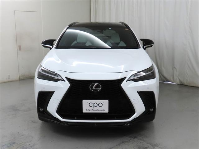 NX NX350h Fスポーツ 認定中古車CPO 20インチアルミホイール F SPORT専用オレンジブレーキキャリパー ルーフレール カラーヘッドアップディスプレイ 三眼フルLEDヘッドランプ アダプティブハイビームシステム 後席シートヒーター(5枚目)