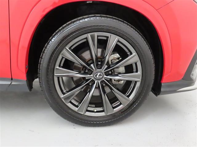 NX NX350h Fスポーツ 認定中古車CPO 20インチアルミホイール 三眼フルLEDヘッドランプ パノラミックビューモニター 別体型ディスクプレイヤー 後席6:4分割可倒式シート 後席シートヒーター デジタルインナーミラー(17枚目)