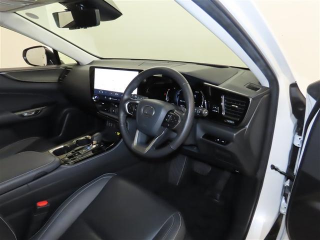 ＮＸ ＮＸ３５０ｈ　バージョンＬ　認定中古車ＣＰＯ　２０インチアルミホイール　Ａｄｖａｎｃｅｄ　Ｐａｒｋ　パーキングサポートブレーキ　ルーフレール　デジタルキー　カラーヘッドアップディスプレイ　デジタルインナーミラー　おくだけ充電　パノラマルーフ（7枚目）