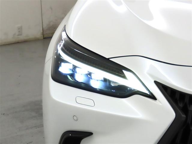 ＮＸ ＮＸ３５０ｈ　バージョンＬ　認定中古車ＣＰＯ　２０インチアルミホイール　Ａｄｖａｎｃｅｄ　Ｐａｒｋ　パーキングサポートブレーキ　ルーフレール　デジタルキー　カラーヘッドアップディスプレイ　デジタルインナーミラー　おくだけ充電　パノラマルーフ（12枚目）