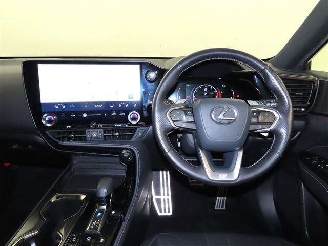 ＮＸ ＮＸ３５０　Ｆスポーツ　認定中古車ＣＰＯ　２０インチアルミホイール　三眼フルＬＥＤヘッドランプ　アダプティブハイビームシステム　パノラミックビューモニター　別体型ディスクプレイヤー　ムーンルーフ（8枚目）