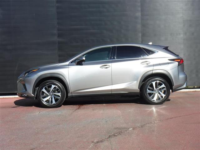 レクサス ｎｘ １０系 ｎｘ３００ｈ バージョンｌ 認定中古車ｃｐｏ 中古車検索 くるまのニュース