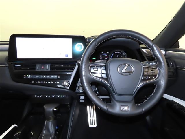 ＥＳ ＥＳ３００ｈ　Ｆスポーツ　認定中古車ＣＰＯ　１９インチアルミホイール　ハンズフリーパワートランクリッド　ヘッドアップディスプレイ　パーキングサポートブレーキ　デジタルインナーミラー　パノラミックビューモニター　ムーンルーフ（6枚目）