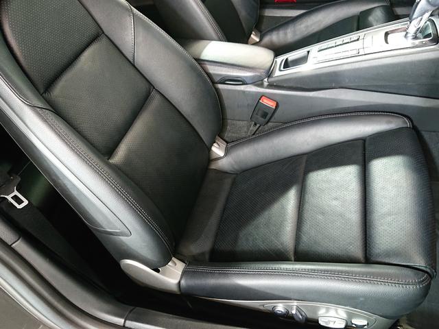 ９１１ ９１１カレラＳ　ＢＯＳＥ／フロントアスクル／左ハンドル／１４Ｗａｙパワーシート／パークセンサー付きバックカメラ／オートエアコン／電動格納式ドアミラー／シートヒーター／アゲートグレーメタリック／ブラックレザーシート（10枚目）