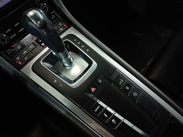 ９１１ ９１１カレラＳ　ＢＯＳＥ／フロントアスクル／左ハンドル／１４Ｗａｙパワーシート／パークセンサー付きバックカメラ／オートエアコン／電動格納式ドアミラー／シートヒーター／アゲートグレーメタリック／ブラックレザーシート（21枚目）